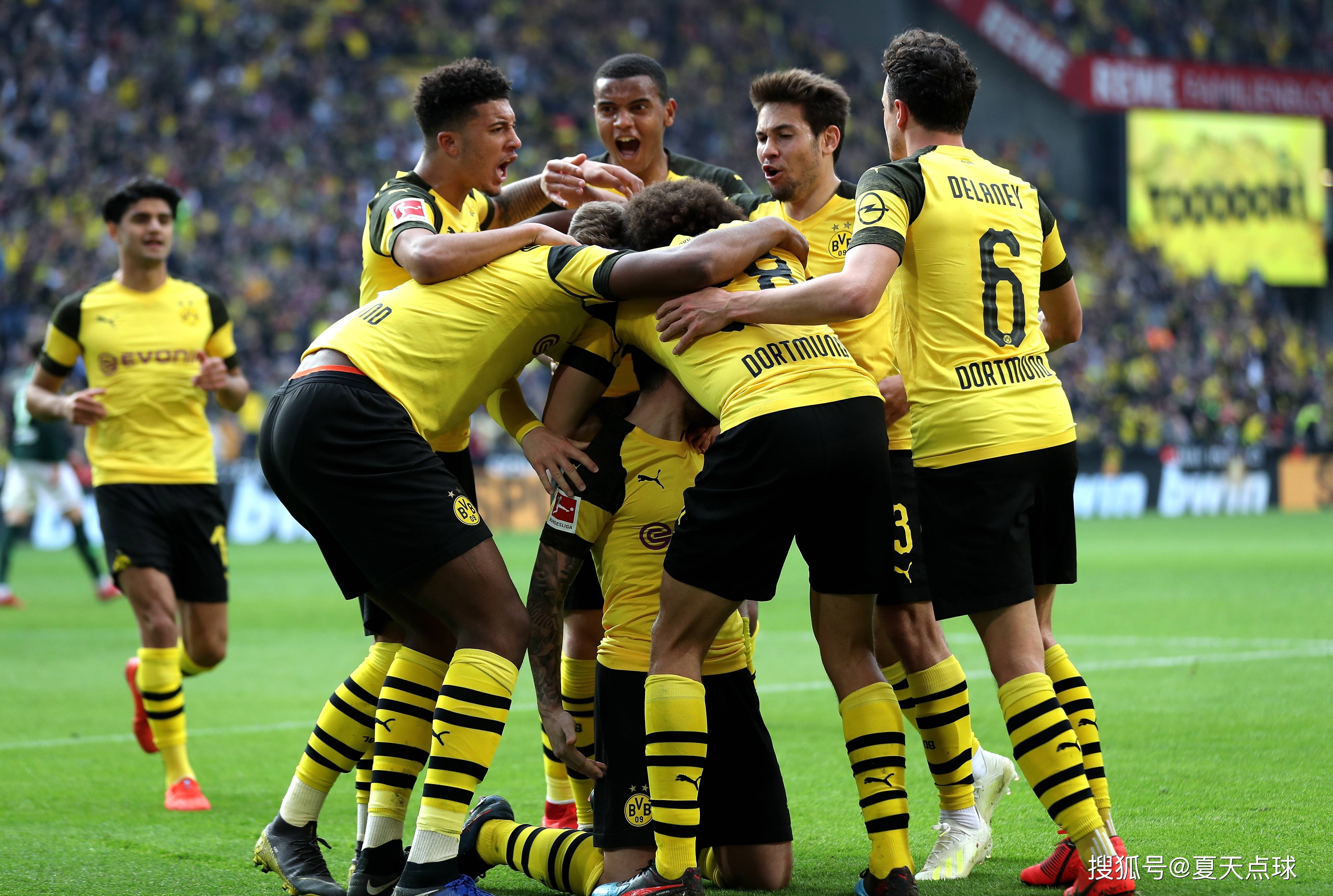 德国杯赛程吃紧,莱比锡今夜状态回暖,引发热议,纪律约束更严格(德国杯决赛莱比锡vs法兰克福) 德国杯赛程吃紧,莱比锡今夜状态回暖,引发热议,纪律约束更严格(德国杯决赛莱比锡vs法兰克福)