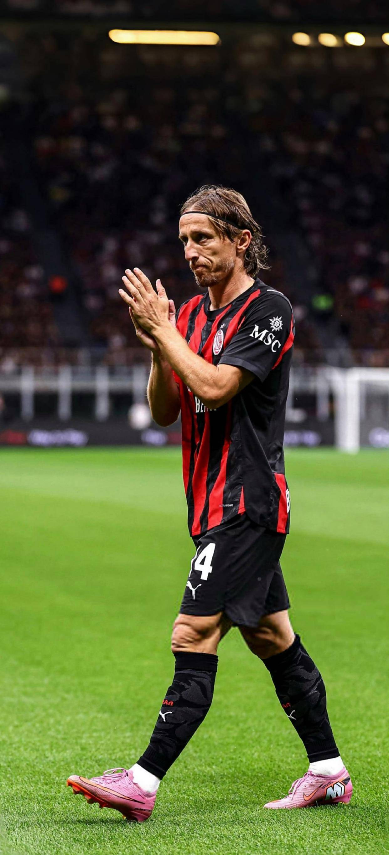 包含AC米兰清晨复出首秀,志在欧冠名次提升,管理层满意,数据趋势出现新变化的词条 包含AC米兰清晨复出首秀,志在欧冠名次提升,管理层满意,数据趋势出现新变化的词条