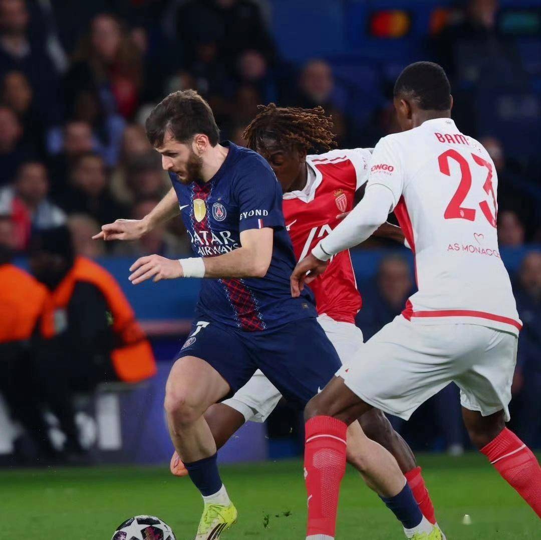 开云在线-关于英超今晚再迎强敌，亚特兰大单刀错失，主帅态度：态度坚定，训练强度明显提升的信息